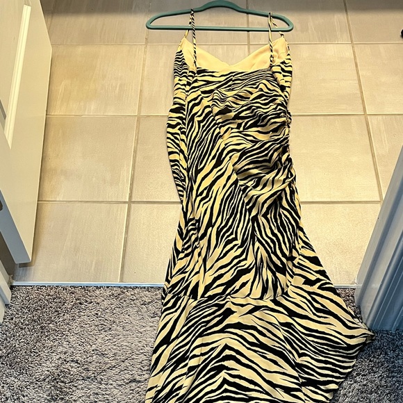 Nicholas Black Multi Asymmetric Silk Zebra Dress Size 8. - Picture 3 of 7